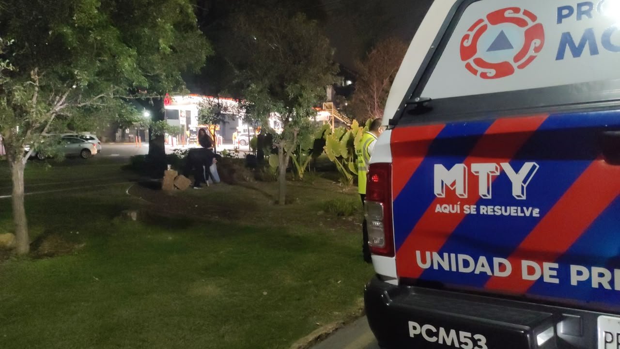 Conductor atropella a joven de 18 años y huye en <a href=
