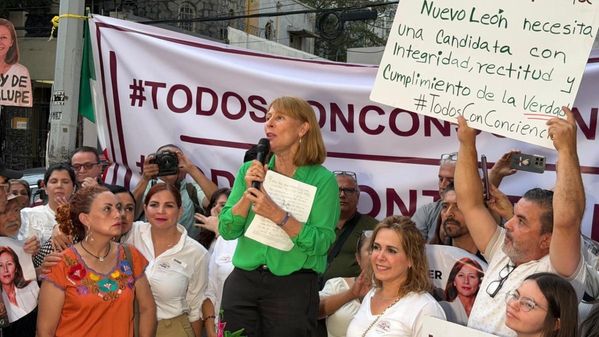 Tatiana Clouthier exige repetir encuesta de Morena y retirar coordinación estatal a Clara Luz en Nuevo León