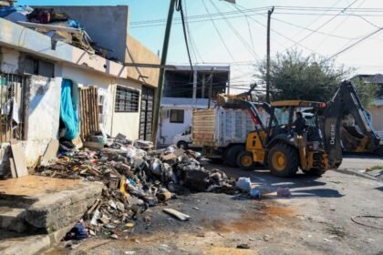 Guadalupe combate riesgos sanitarios con jornada masiva de descacharrización